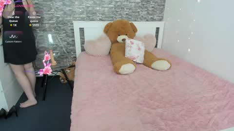 Snapshot of blue_candy28 chatting on 01/18/25, 11:00 blue candy28 online show from 01/18/25, 11:00