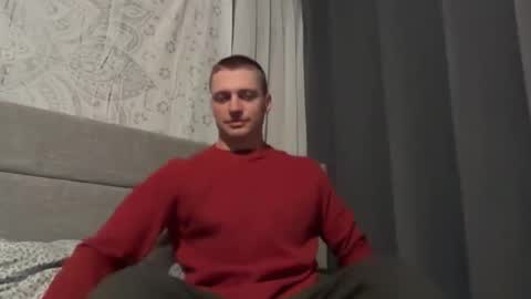 Snapshot of blue_eyed_beau chatting on 04/12/26, 03:00 Beau online show from 04/12/26, 03:00