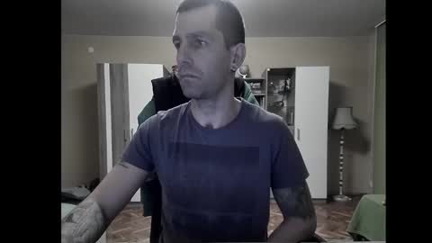 Runaway online show from 01/06/25, 07:35