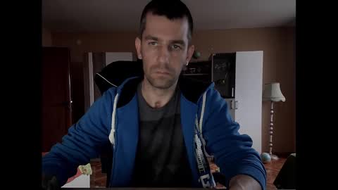 Runaway online show from 02/09/25, 03:01