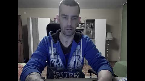 Runaway online show from 02/15/25, 04:23