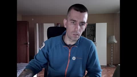 Runaway online show from 03/10/25, 03:52