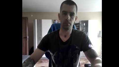 Runaway online show from 11/09/25, 08:12