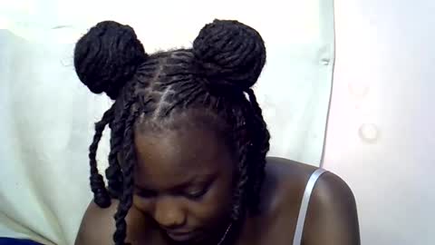 Snapshot of blue_savagee chatting on 10/17/25, 06:16 blue_savagee online show from 10/17/25, 06:16