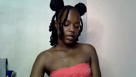 Snapshot of blue_savagee chatting on 10/18/25, 07:36 blue_savagee online show from 10/18/25, 07:36