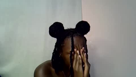 Snapshot of blue_savagee chatting on 10/27/25, 08:46 blue_savagee online show from 10/27/25, 08:46