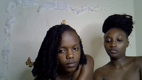 Snapshot of blue_savagee chatting on 12/02/25, 10:16 blue_savagee online show from 12/02/25, 10:16