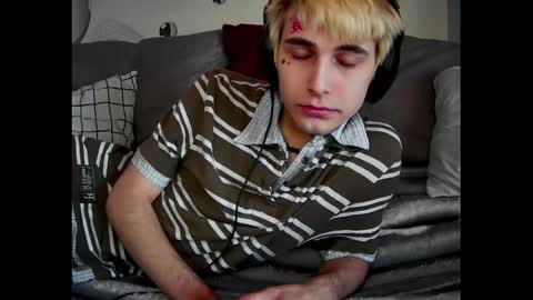 SONNYVAN online show from 04/15/26, 05:36