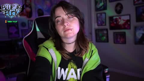 Blue online show from 12/12/24, 03:10