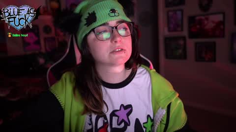 Blue online show from 12/31/24, 02:19