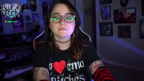 Blue online show from 01/01/25, 12:53