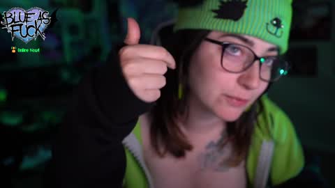 Blue online show from 01/04/25, 05:58