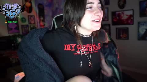 Blue online show from 01/09/25, 01:50