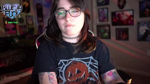 Blue online show from 01/11/25, 01:16