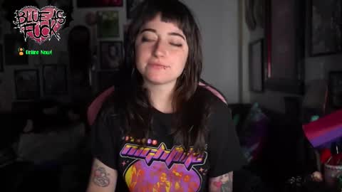 Blue online show from 12/18/25, 01:22