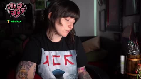 Blue online show from 04/03/26, 01:58