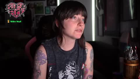 Blue online show from 04/18/26, 01:31