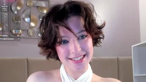 Charlotte  dont forget to thumbs up me  online show from 06/06/26, 03:11