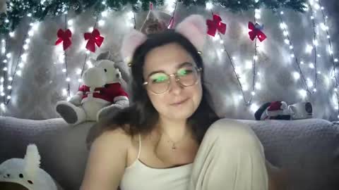 Snapshot of bluebutterfly_69 chatting on 12/12/24, 09:15 your playful butterfly online show from 12/12/24, 09:15