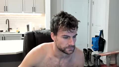 Snapshot of bluecollarhunk chatting on 02/02/26, 07:23 BlueCollarHunk online show from 02/02/26, 07:23