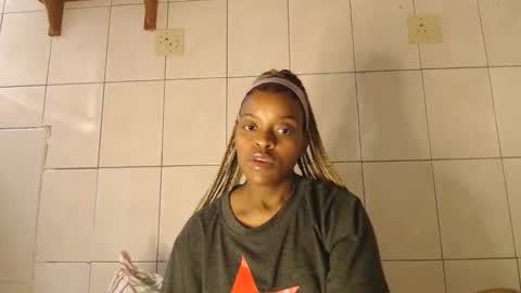 Tee online show from 03/11/25, 03:02