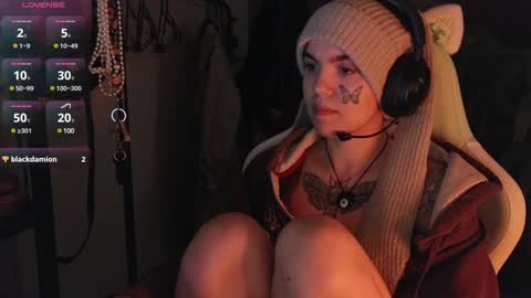 Blue online show from 01/09/25, 06:17