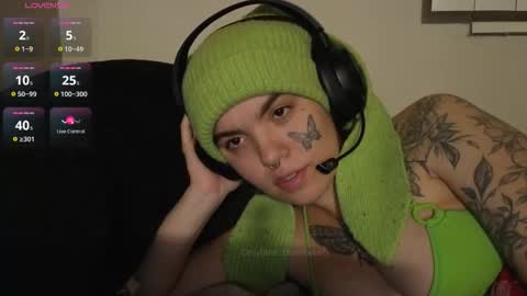 Blue online show from 11/17/25, 04:51