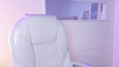        online show from 11/30/25, 12:42