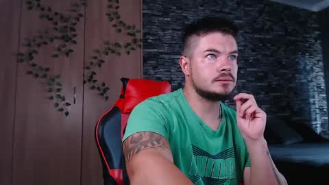 blueeyeboy0 online show from 03/06/26, 07:27