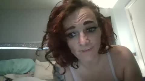 blueeyes1518 online show from 09/19/25, 04:29