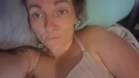 blueeyes1518 online show from 10/01/25, 07:14