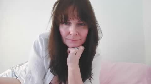 BlueEyes40DDDs online show from 04/01/26, 02:56