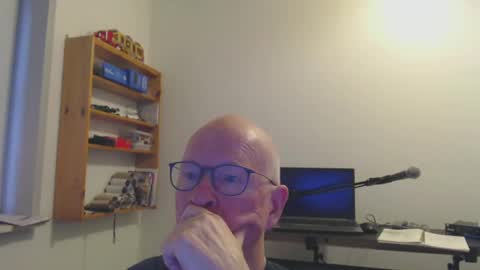 blueeyesn8 online show from 12/08/24, 09:13