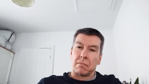 Snapshot of blueeyesteele chatting on 12/02/25, 02:34 blueeyesteele online show from 12/02/25, 02:34