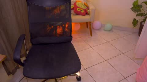 FLORAA online show from 05/01/26, 05:39