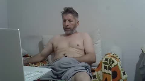 blue online show from 09/13/25, 08:19