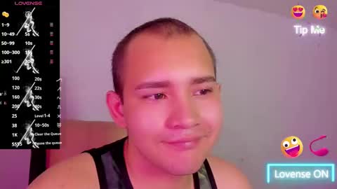 Snapshot of bluehsunny chatting on 09/13/25, 07:24 alexander online show from 09/13/25, 07:24