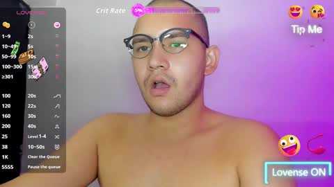 Snapshot of bluehsunny chatting on 09/29/25, 02:06 alexander online show from 09/29/25, 02:06