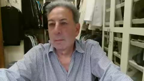 Snapshot of blueisles chatting on 12/30/24, 07:32 blueisles online show from 12/30/24, 07:32