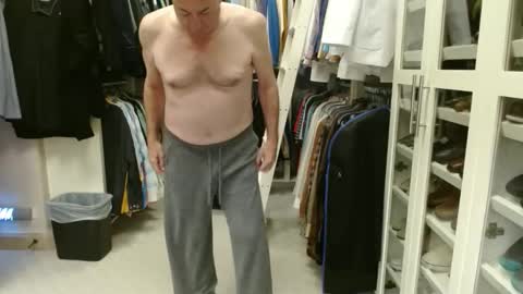 Snapshot of blueisles chatting on 12/31/24, 11:42 blueisles online show from 12/31/24, 11:42