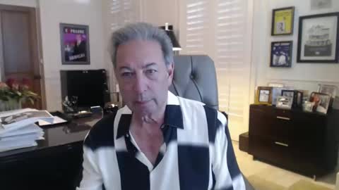 Snapshot of blueisles chatting on 01/31/25, 09:16 blueisles online show from 01/31/25, 09:16