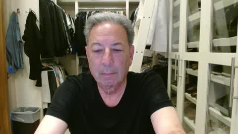 Snapshot of blueisles chatting on 02/09/25, 03:11 blueisles online show from 02/09/25, 03:11