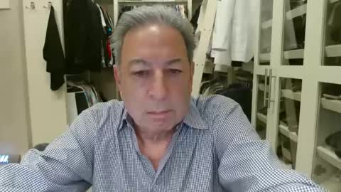 Snapshot of blueisles chatting on 02/16/25, 03:27 blueisles online show from 02/16/25, 03:27