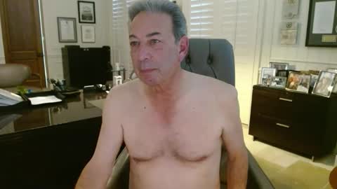 Snapshot of blueisles chatting on 02/14/26, 07:21 blueisles online show from 02/14/26, 07:21