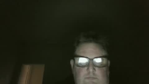 Snapshot of bluemoose70 chatting on 12/28/24, 03:37 bluemoose70 online show from 12/28/24, 03:37