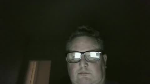 Snapshot of bluemoose70 chatting on 01/04/25, 12:37 bluemoose70 online show from 01/04/25, 12:37