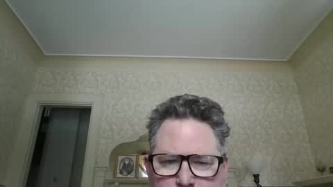 Snapshot of bluemoose70 chatting on 01/04/25, 06:51 bluemoose70 online show from 01/04/25, 06:51