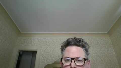 Snapshot of bluemoose70 chatting on 01/11/25, 07:05 bluemoose70 online show from 01/11/25, 07:05