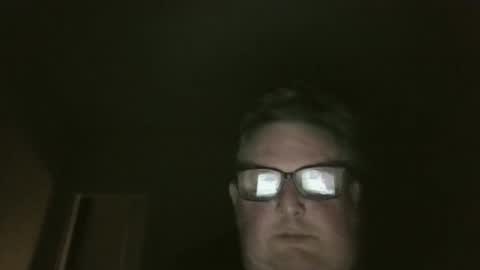 Snapshot of bluemoose70 chatting on 02/01/25, 04:14 bluemoose70 online show from 02/01/25, 04:14