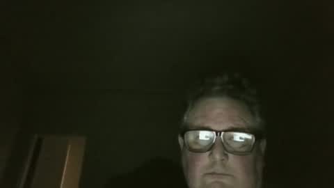 Snapshot of bluemoose70 chatting on 02/06/25, 04:21 bluemoose70 online show from 02/06/25, 04:21